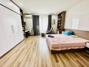 BÁN NHÀ LẠC LONG QUÂN, TÂY HỒ – 70M2, 7 TẦNG ÔTÔ – KINH DOANH – 22 TỶ
